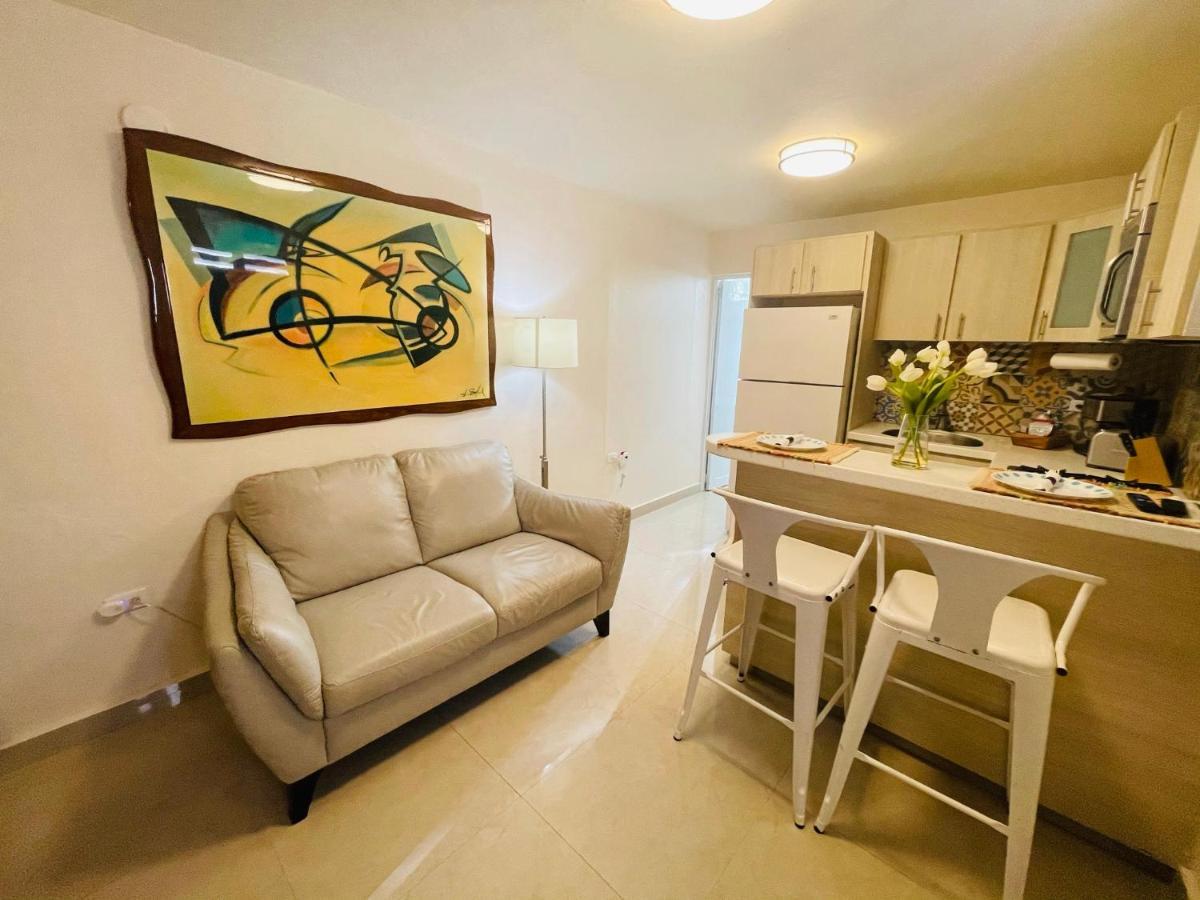 Compact Haven With Private Entrance And Free Parking And Laundry Apartment Ponce Exterior photo