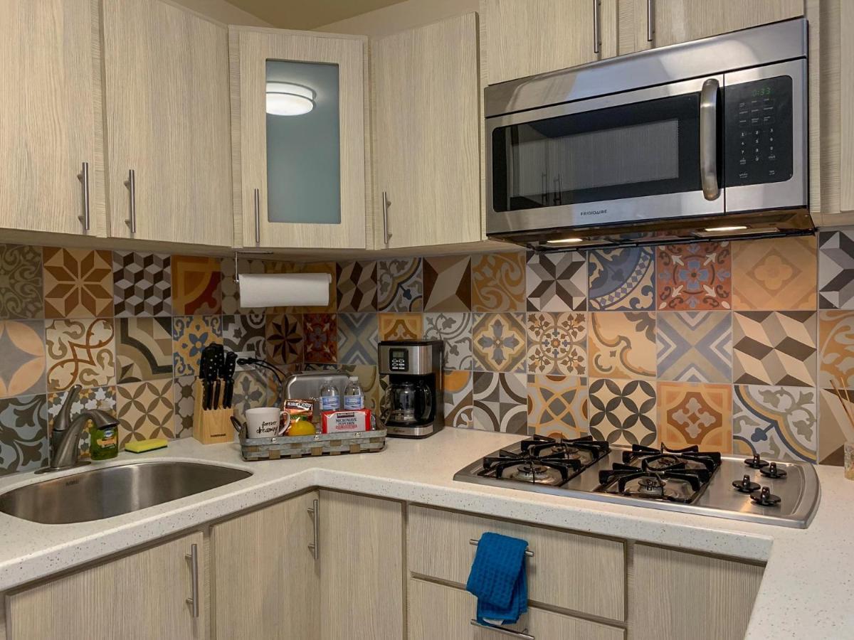 Compact Haven With Private Entrance And Free Parking And Laundry Apartment Ponce Exterior photo